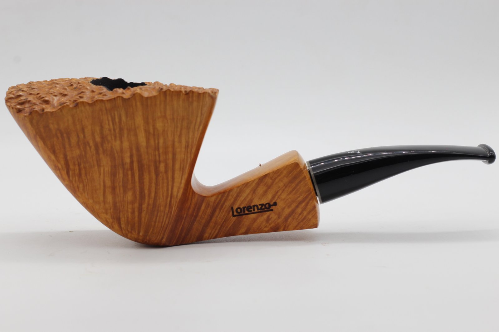 Lorenzo pipa VIP Hand Cut 950 Natural Bent Dublin - Image 2