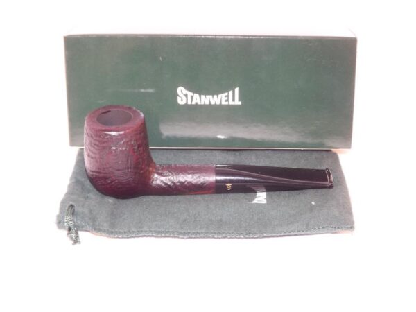 Stanwell pipa De Luxe 88 Black Sand - Image 7