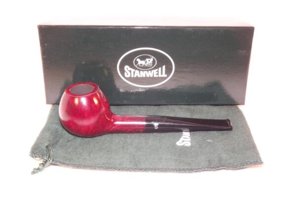 Stanwell pipa Featherweight 302 Red Polish - Image 7