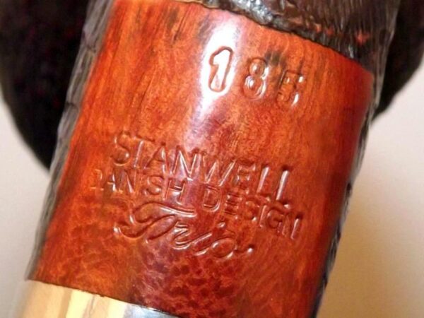 Stanwell pipa Trio 185 Black Sand - Image 6