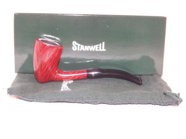 Stanwell pipa Featherweight 243 Brown Polish - Image 6